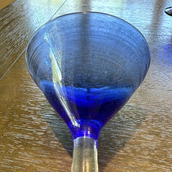 Set of 4 Hand Blown Cobalt Blue Martini / Cocktail Glasses – Clear Stem, Vintage - Picture 5 of 16